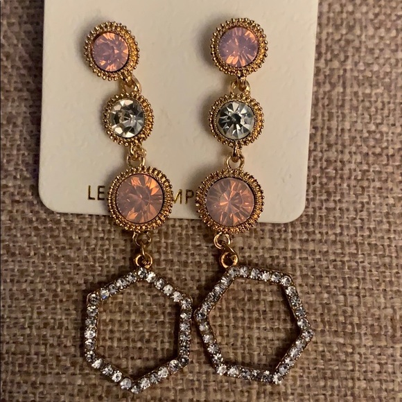NWT Earrings - Picture 3 of 4